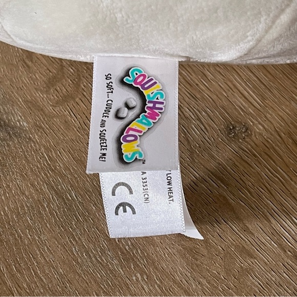 SQUISHMALLOWS 8” Aimee the Chick Plush Toy - Picture 6 of 6